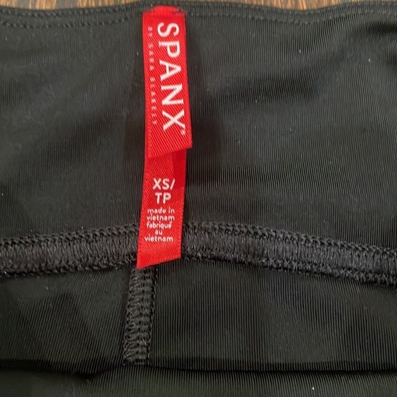 SPANX Faux Leather Leggings XS - Picture 5 of 9